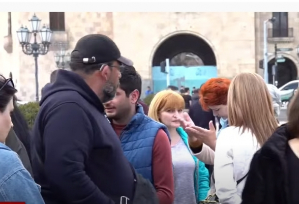 Ժողովուրդ, ուշքի արի․ բողոքի ակցիա՝ Երևանում (տեսանյութ)